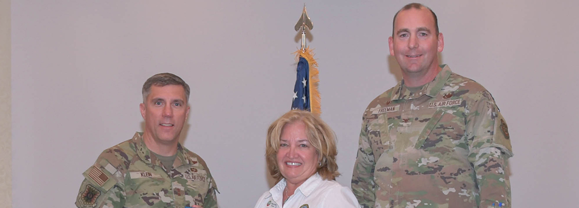 Team Charleston welcomes 18 new honorary commanders, presents public service award to local community leader